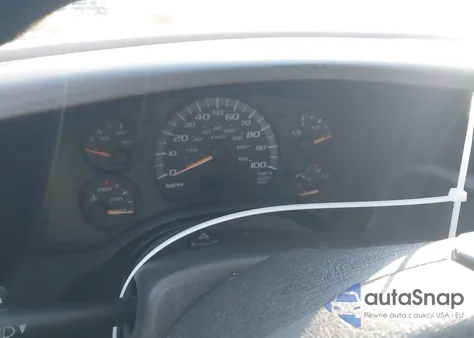 2004 Chevrolet Express z USA, uszkodzony, nr VIN 1GAGG25U541231602